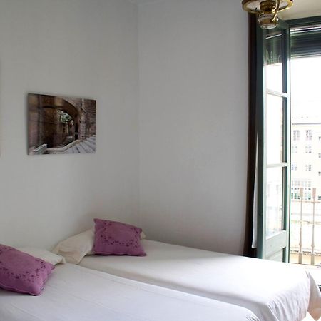 Bed & Breakfast Bells Oficis Херона Екстериор снимка